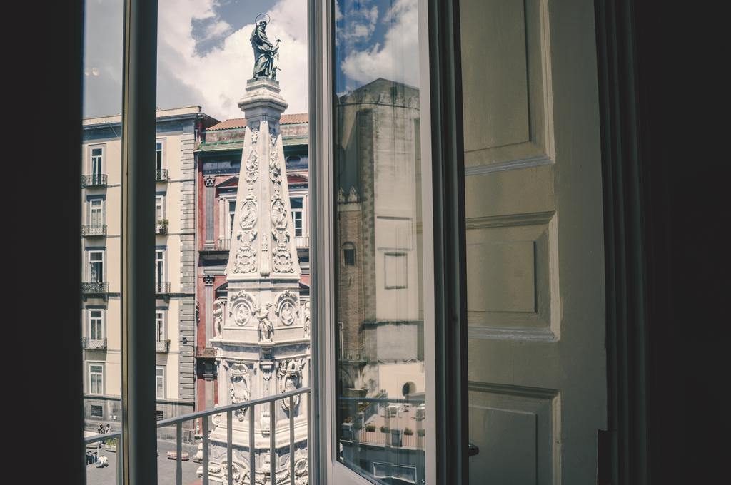 La Galleria Naples Room photo